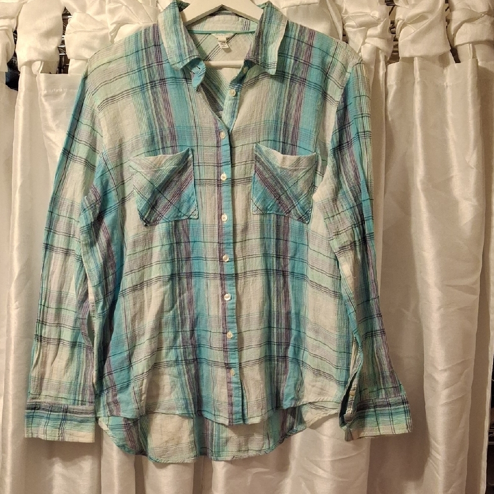 Aeropostal Plaid Button-Up Shirt in Blue and Purple Med 💗💗💗💗